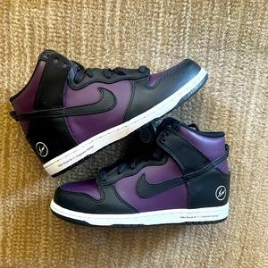 Nike Dunks High “Fragment” size 3Y